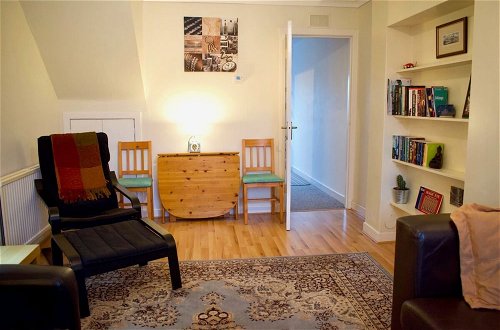 Photo 17 - Welcoming and Homely 2 Bed in Central Location