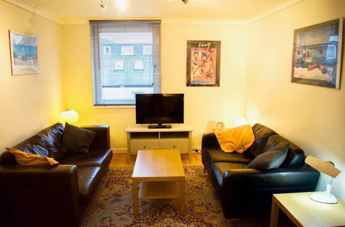 Photo 16 - Welcoming and Homely 2 Bed in Central Location