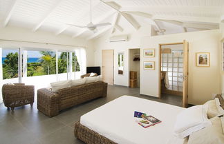 Photo 2 - Alizee by Island Properties Online