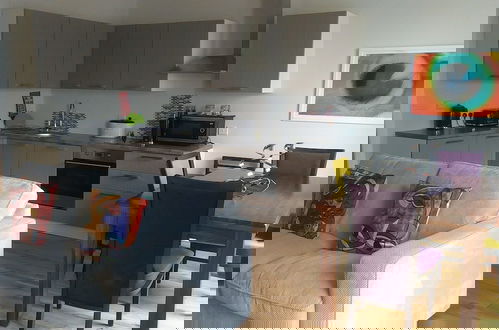 Foto 5 - The Castle Apartments