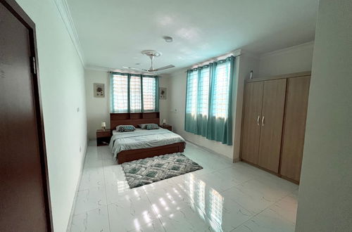 Photo 3 - Hidden Gem In Oyibi New 2 Luxury Bedroom Apartment