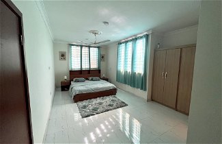 Photo 3 - Hidden Gem In Oyibi New 2 Luxury Bedroom Apartment