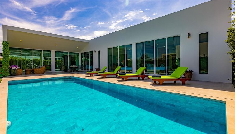 Photo 1 - Modern Tropical 4 Bedroom Pool Villa KH-B5