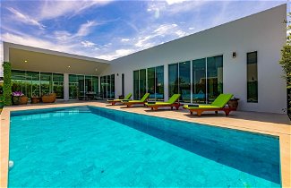 Photo 1 - Modern Tropical 4 BR Pool Villa PMB5
