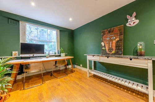 Foto 19 - Beautiful Two-story Flat With Garden in Islington