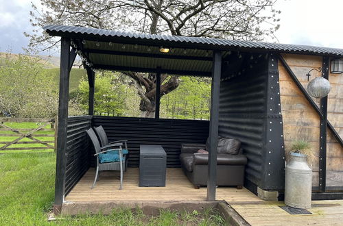 Photo 16 - 1 Bed Converted Railway Wagon Near Crickhowell