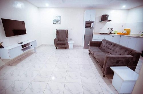 Photo 8 - Immaculate 1-bed Apartment in Lagos