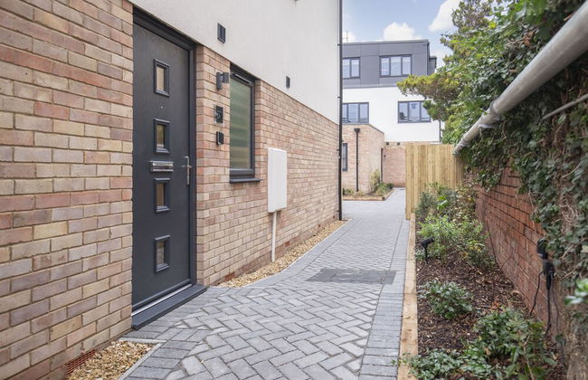 Elliot Oliver - Deluxe Two Bedroom Apartment With Parking & EV Charger - Foto 18