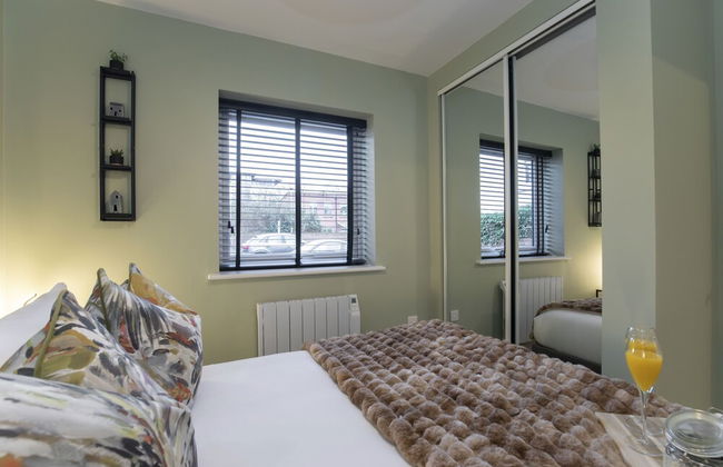 Elliot Oliver - Deluxe Two Bedroom Apartment With Parking & EV Charger - Foto 2