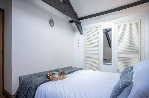 Photo 34 - Cosy At The Mews - 2 Bedroom Apartment - Tenby