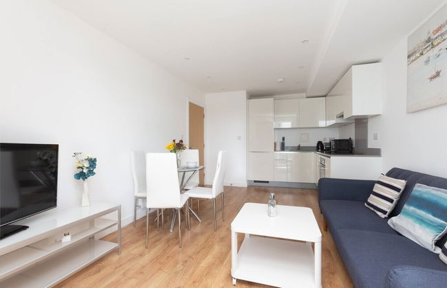 Skyvillion - Tower Point Enfield 1bed With Balcony - Foto 5