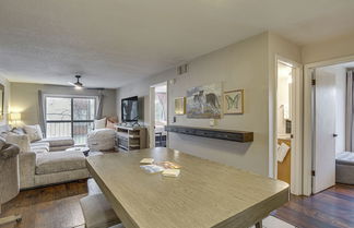 Photo 1 - Grand Junction Condo: Balcony, Community Pool