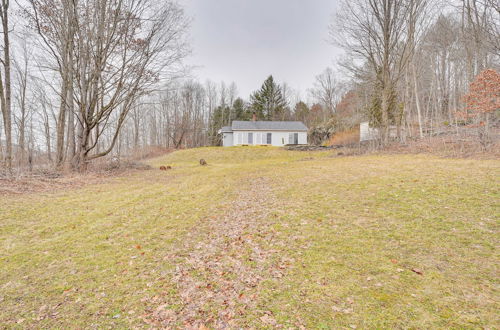 Photo 23 - Cozy Fair Haven Home With Mountain Views