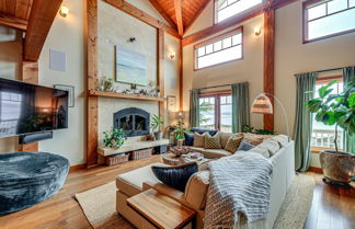 Photo 1 - Luxury Vashon Vacation Rental w/ Beach Access