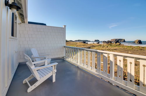 Photo 18 - Beachfront Bandon Vacation Rental w/ Ocean View