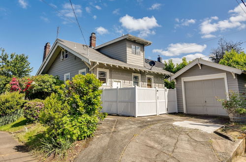 Photo 6 - Portland Home: Private Hot Tub, Porch & Patio