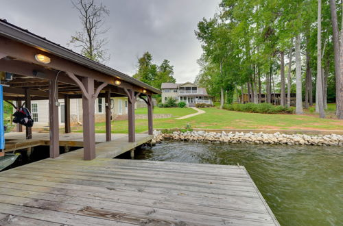 Photo 19 - Milledgeville Home w/ Private Dock & Dock House