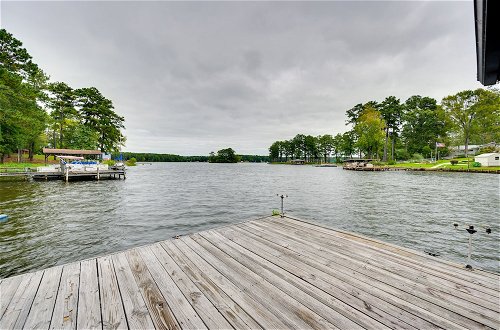 Photo 41 - Milledgeville Home w/ Private Dock & Dock House