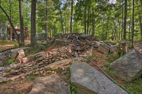 Photo 5 - The Wishing Well Cabin w/ Pool Table & Firepit