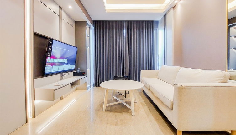 Photo 1 - Good Deal And Comfy 2Br Branz Bsd City Apartment