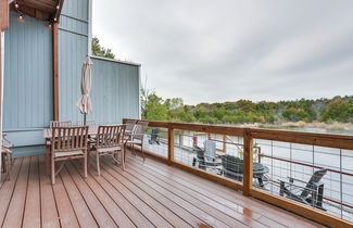 Photo 1 - Lakefront Townhome in Pottsboro: Pets Welcome