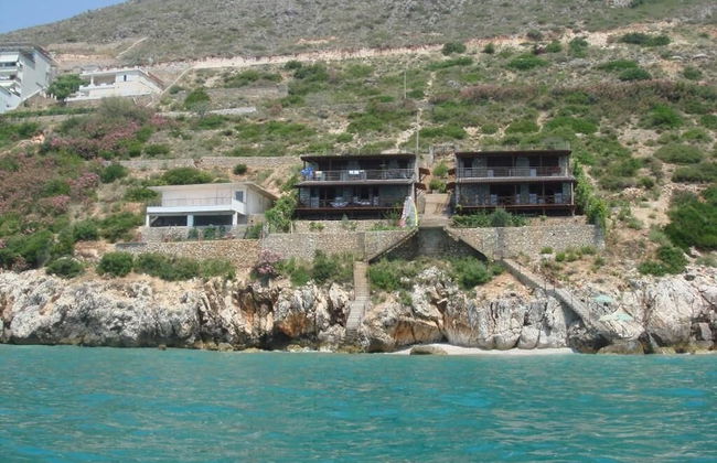 Seaside Duplex Stone Villa - Photo 23