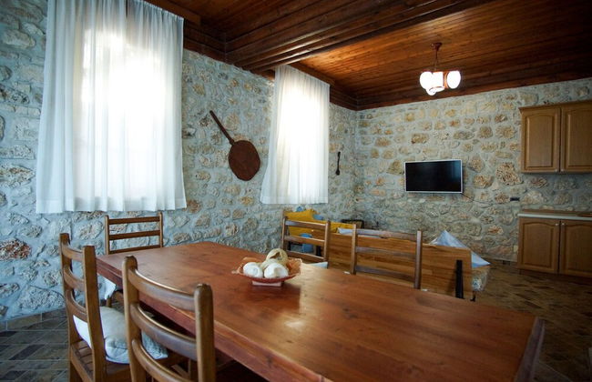 Seaside Duplex Stone Villa - Photo 12