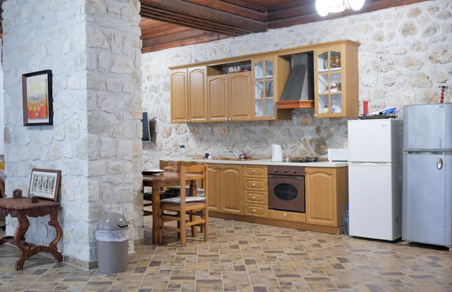 Seaside Duplex Stone Villa - Photo 6