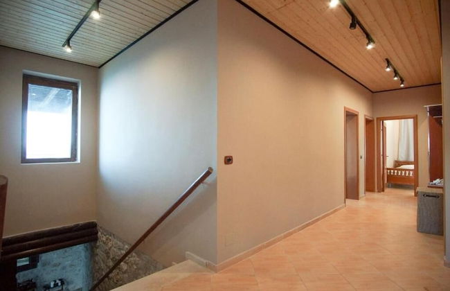 Seaside Duplex Stone Villa - Photo 16