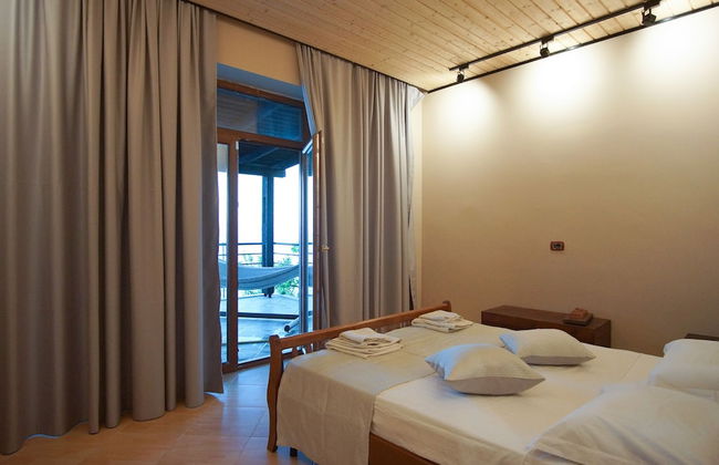 Seaside Duplex Stone Villa - Photo 5