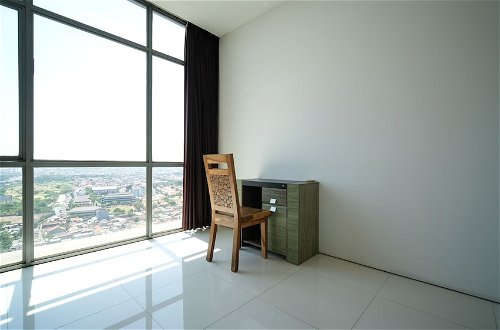Foto 3 - Homey 1Br With Extra Room Apartment At Aryaduta Residence Surabaya