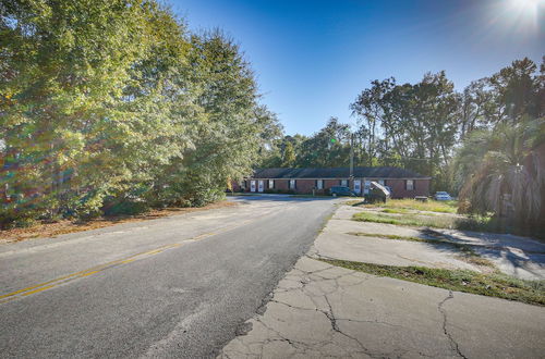 Photo 14 - Quaint Orangeburg Townhome Near Hospitals & Campus