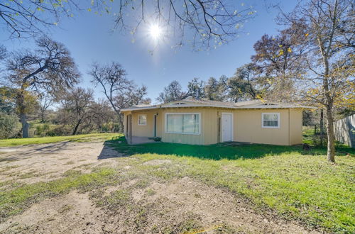 Photo 14 - Cozy Bandera Cottage w/ Medina River Access