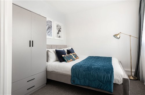 Photo 23 - Modern 4-Bedroom Apart near Aldgate East