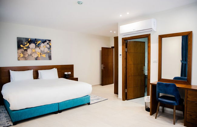 Al-Istiklal Suites - Photo 3