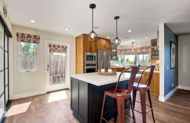 Fresh & Modern 3 BDR Just Blocks From Beach! - Foto 12