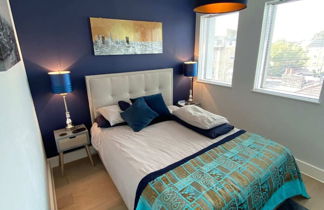 Photo 1 - Tasteful 2BD Flat W/open Plan Living - Blackheath