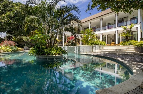 Photo 18 - Best Selling 4 Bedrooms Pool Villa in Uluwatu Included Breakfast