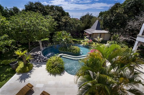 Foto 17 - Best Selling 4 Bedrooms Pool Villa in Uluwatu Included Breakfast