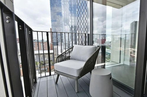 Photo 24 - Top Floor 3-bed Penthouse in Manchester