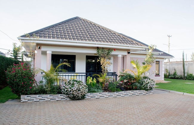 Lux Suites Eldoret Luxury Apartments - Photo 21
