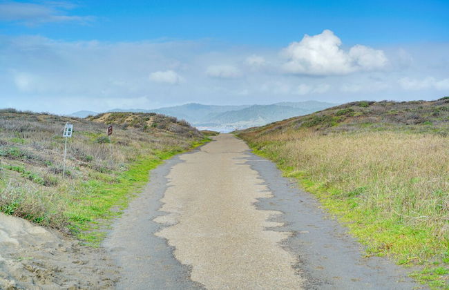 Chic Fort Bragg Vacation Rental - Walk to Beach - Foto 14