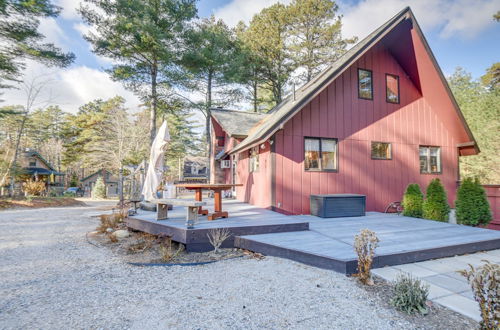 Photo 27 - Charming Tamworth Cabin w/ Grill & Fireplace