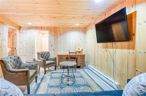 Foto 18 - Charming Tamworth Cabin w/ Grill & Fireplace