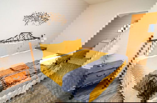 Foto 14 - Family House With Amazing Themed Rooms