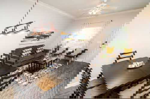 Foto 9 - Family House With Amazing Themed Rooms