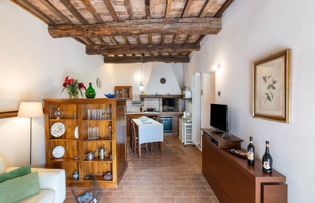 Graceful Holiday Home in Acqualagna With Swimming Pool - Photo 30