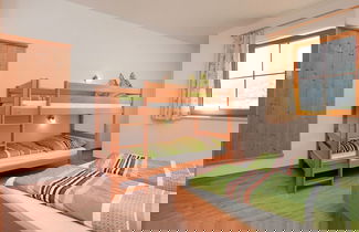 Photo 3 - Stunning Apartment Near Forest in Mittersill