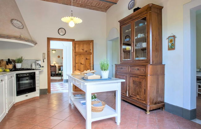 Beautiful Villa in Peccioli With Private Swimming Pool - Foto 13