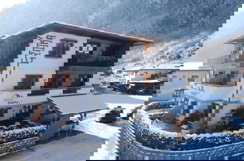 Foto 58 - Spacious Apartment Near Ski Area in Mayrhofen